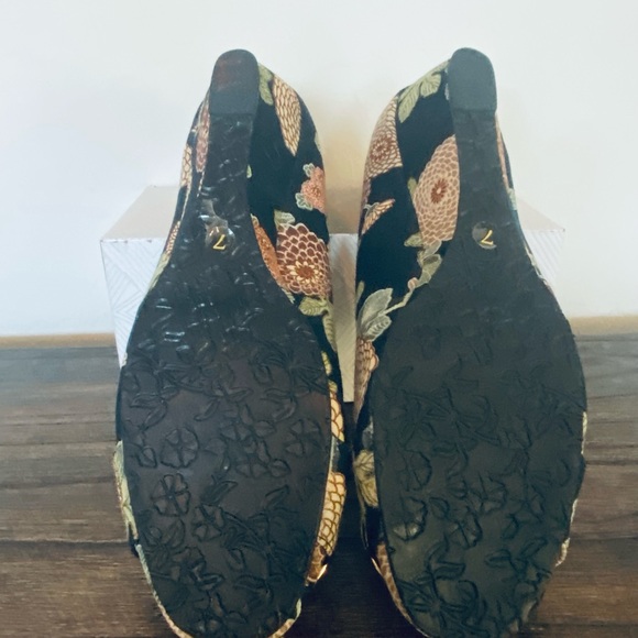 N.Y.L.A Chelsea - Picture 7 of 7